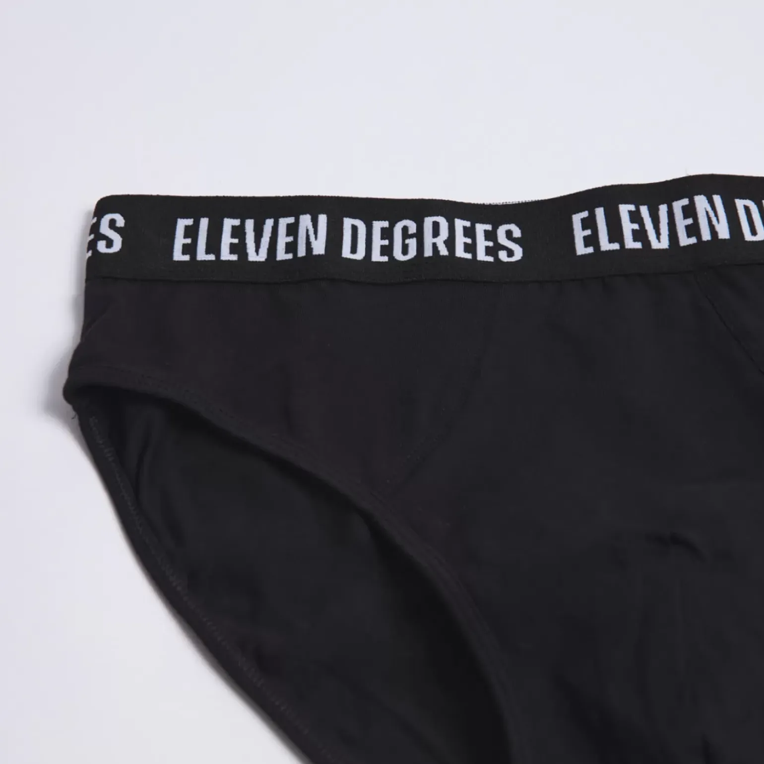 11 Degrees 3 Pack Briefs – Black/Black/Black