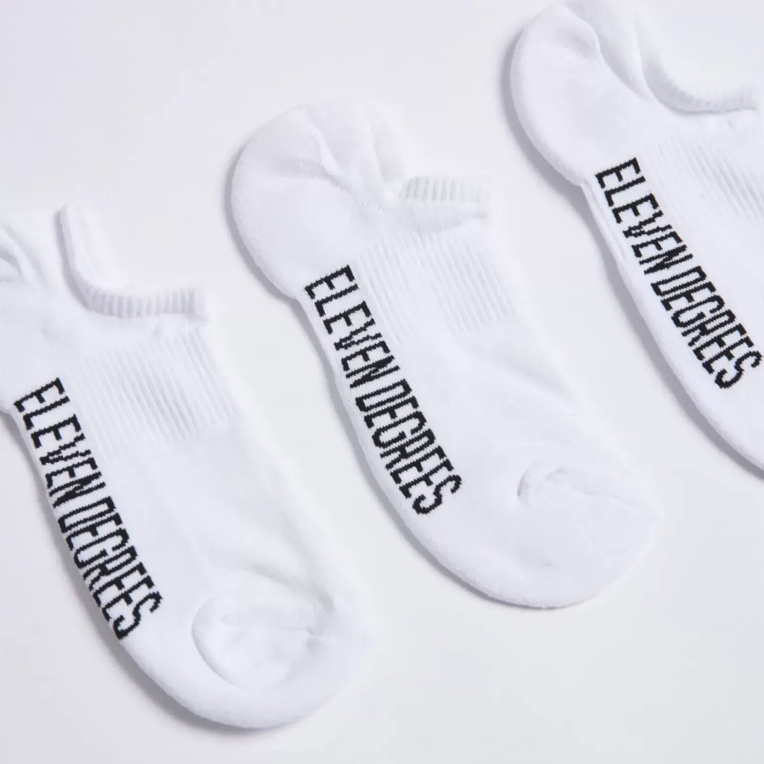 11 Degrees 3 Pack Text Graphic Trainer Liner Socks – White/White/White