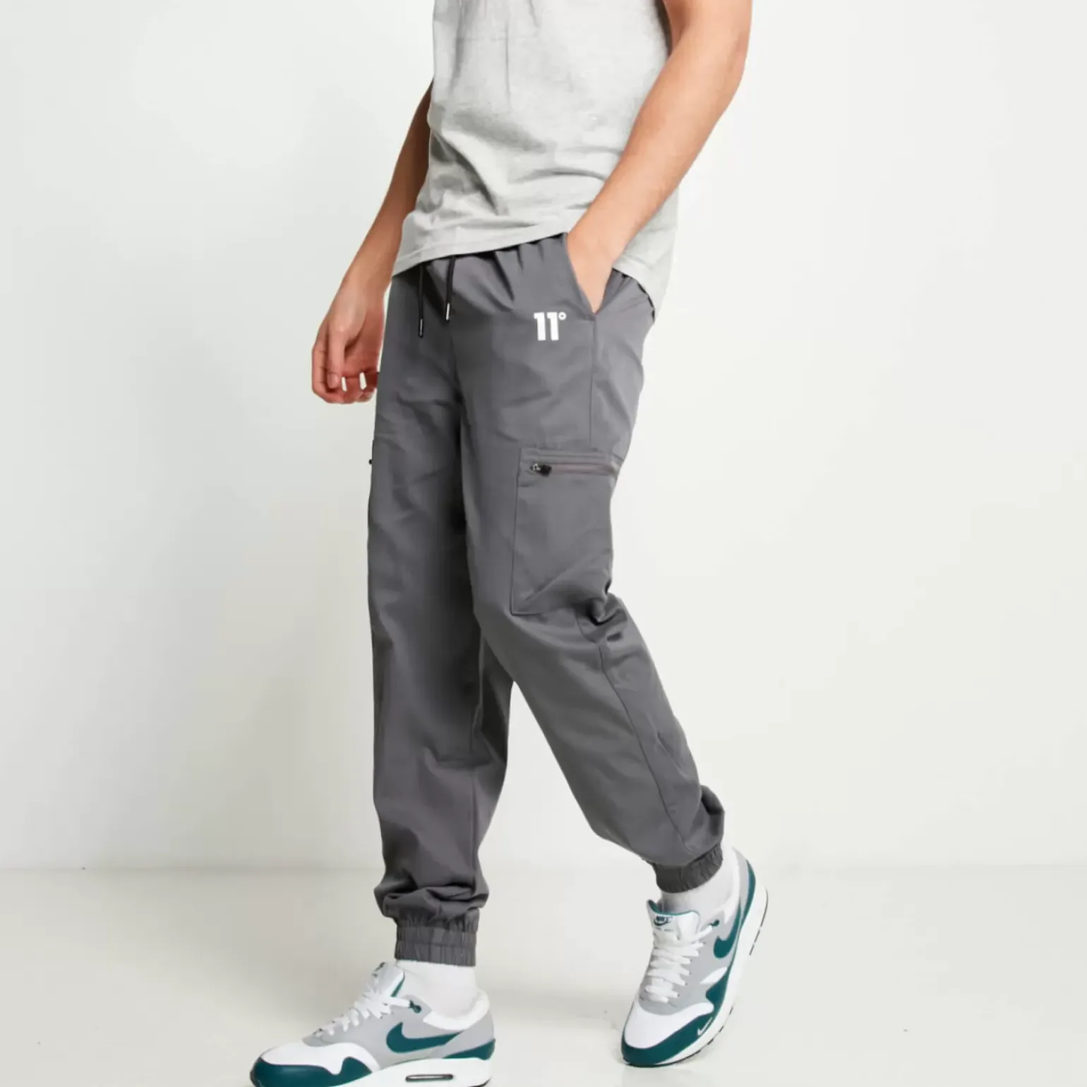 11 Degrees Cargo Pants – Charcoal