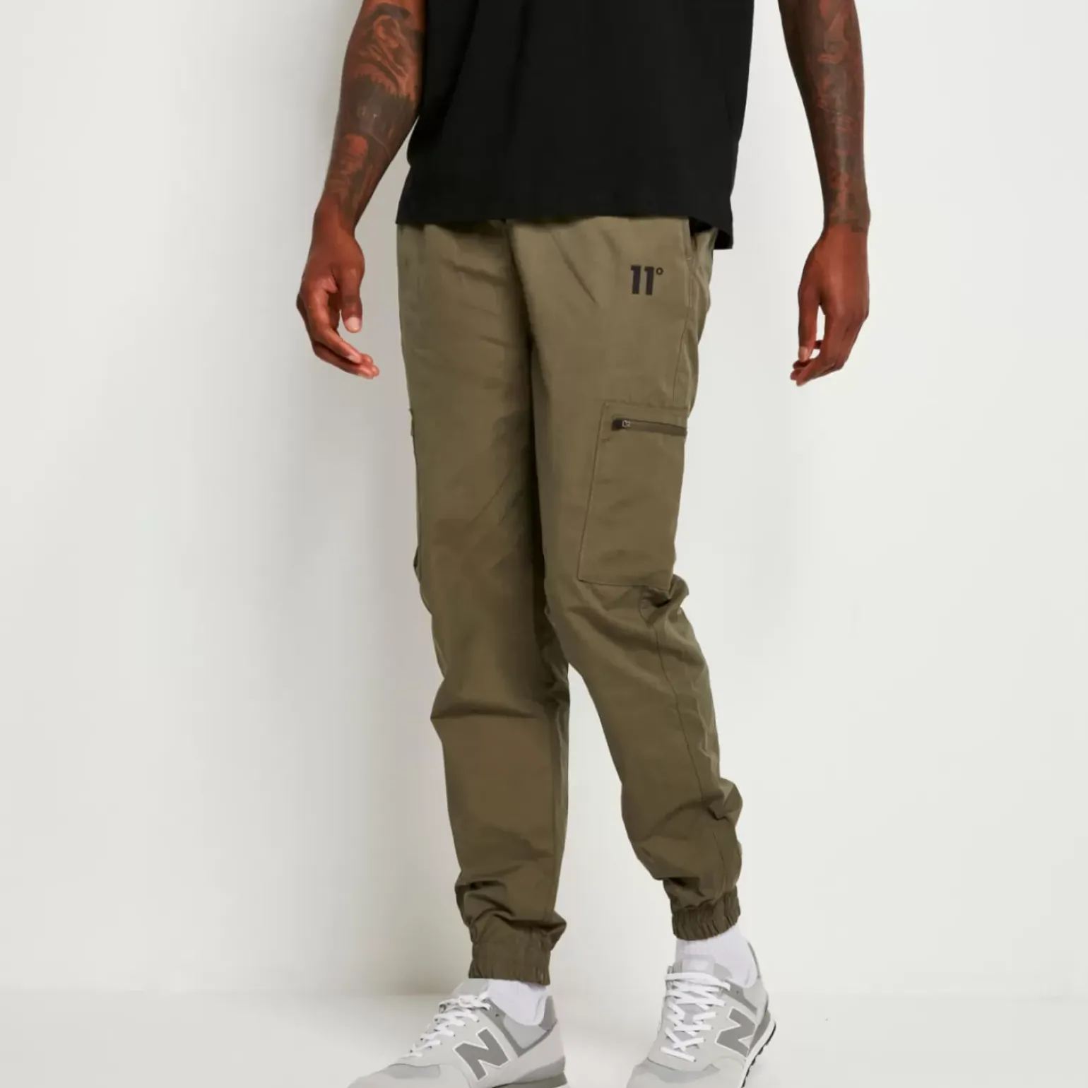 11 Degrees Cargo Pants – Khaki