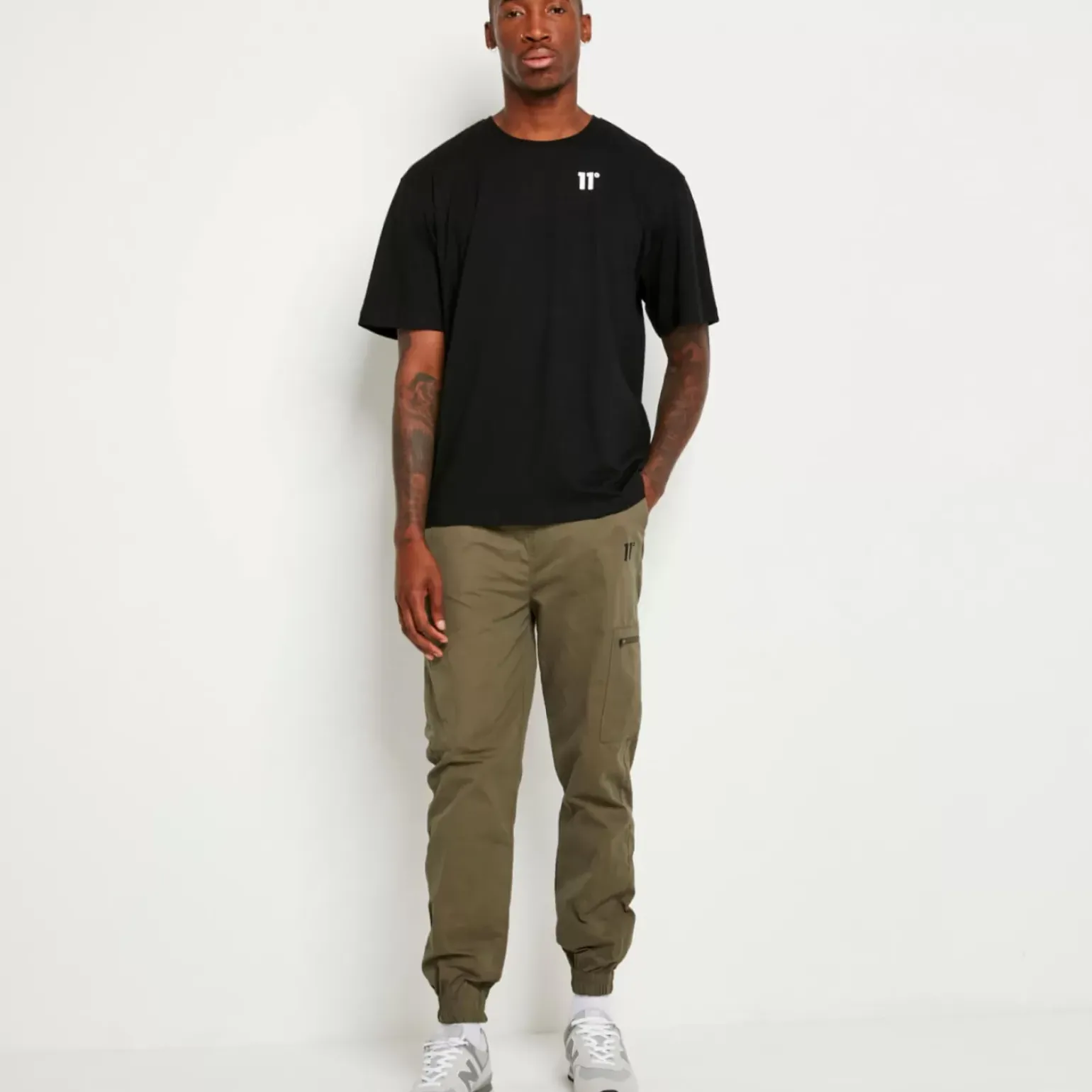 11 Degrees Cargo Pants – Khaki
