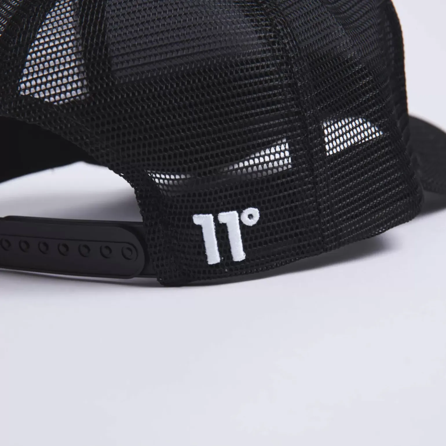 11 Degrees Closed Mesh Trucker Cap – Black