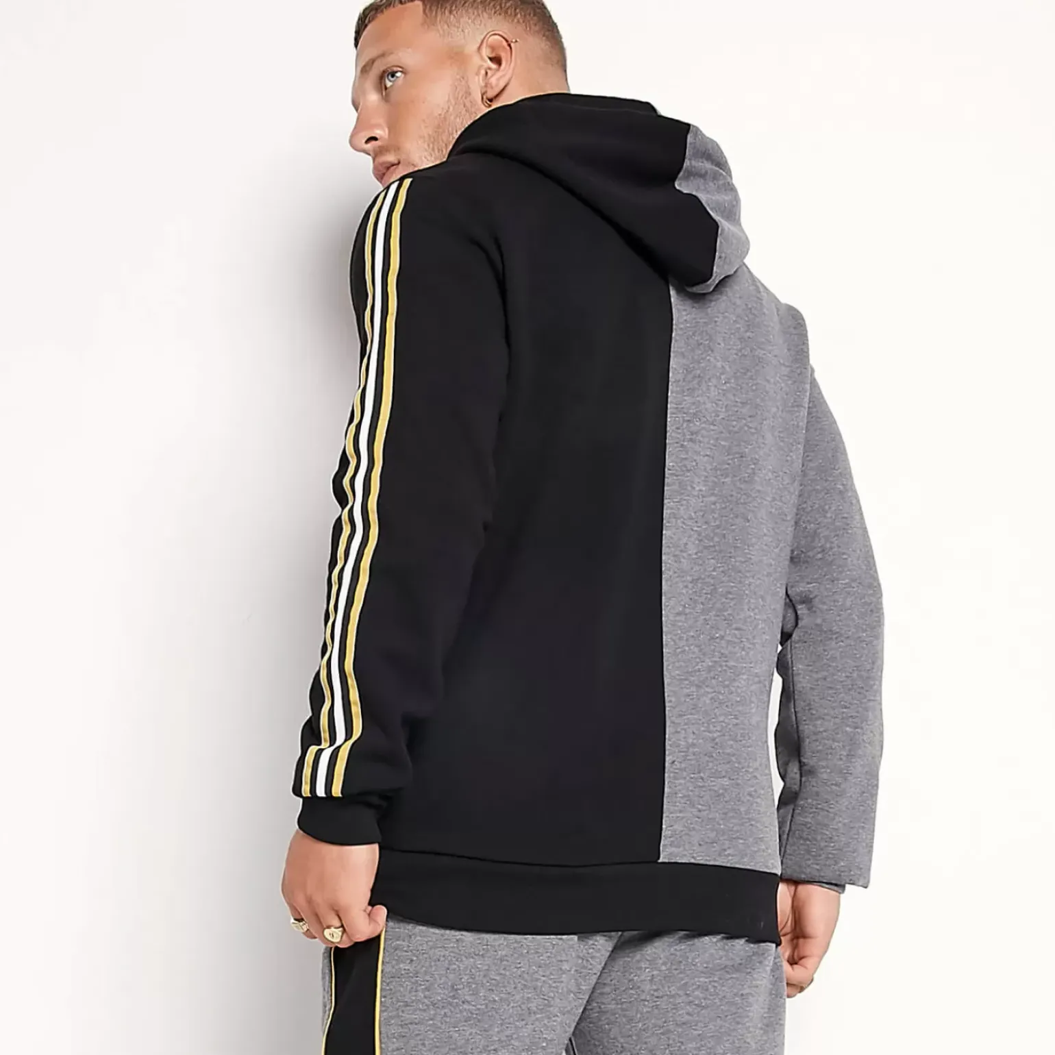 11 Degrees Colour Block Joggers Regular Fit – Charcoal Marl / Black / Gold