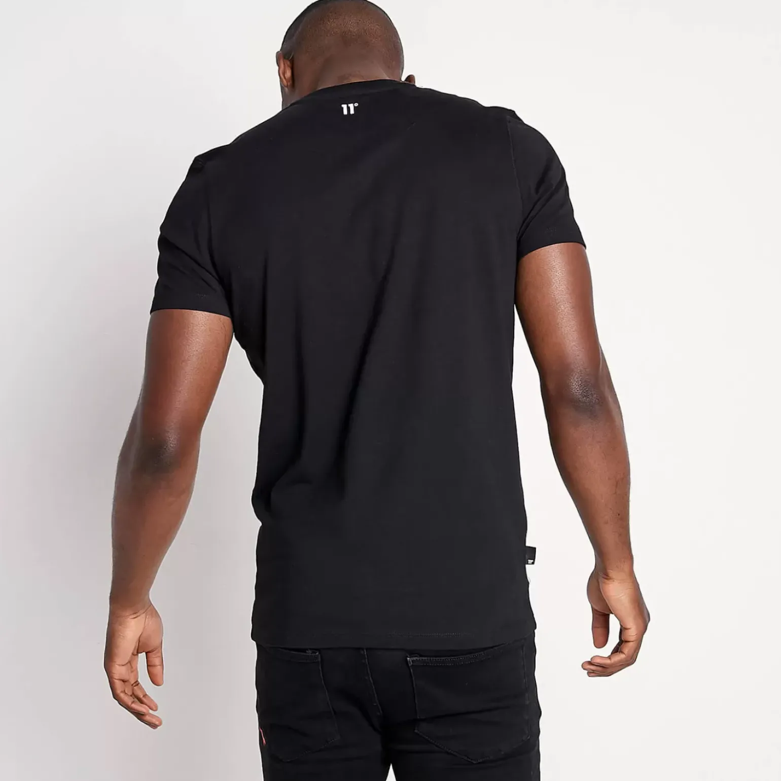 11 Degrees Core T-Shirt – Black