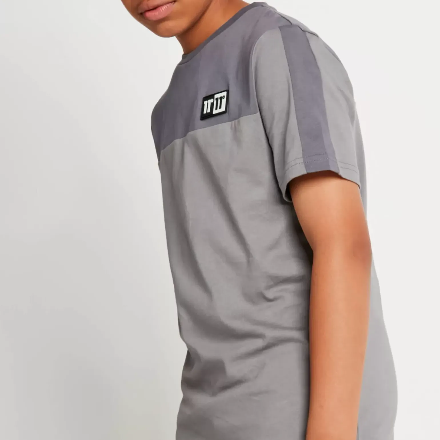11 Degrees Cut And Sew Domino Poly T-Shirt – Shadow Grey/Steel