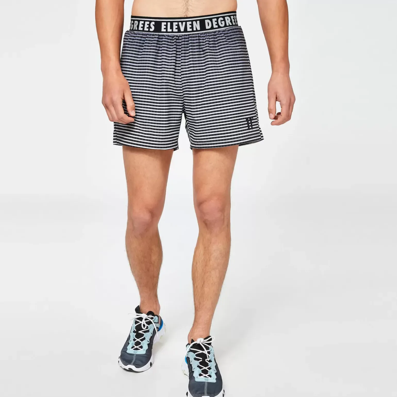 11 Degrees Geo Fade Swim Shorts – Black/Vapour Grey