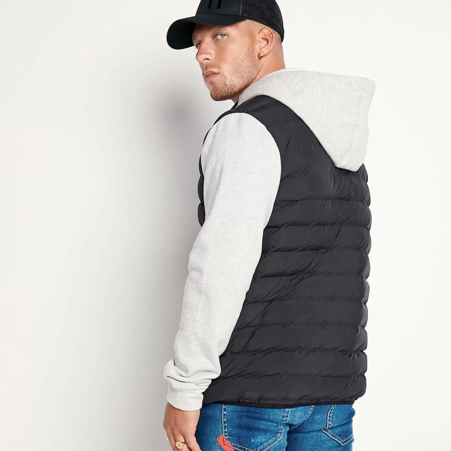 11 Degrees Hybrid Space Jacket – Black / Tornado Marl