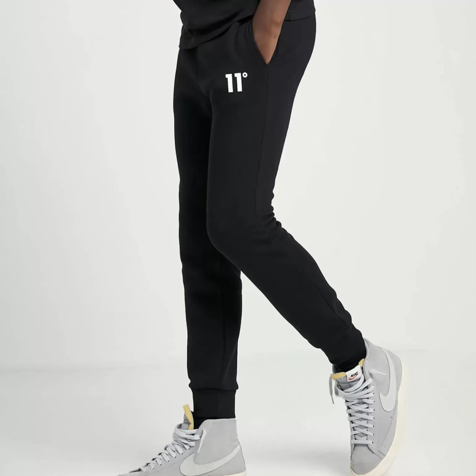 11 Degrees Junior Core Joggers Small Logo – Black