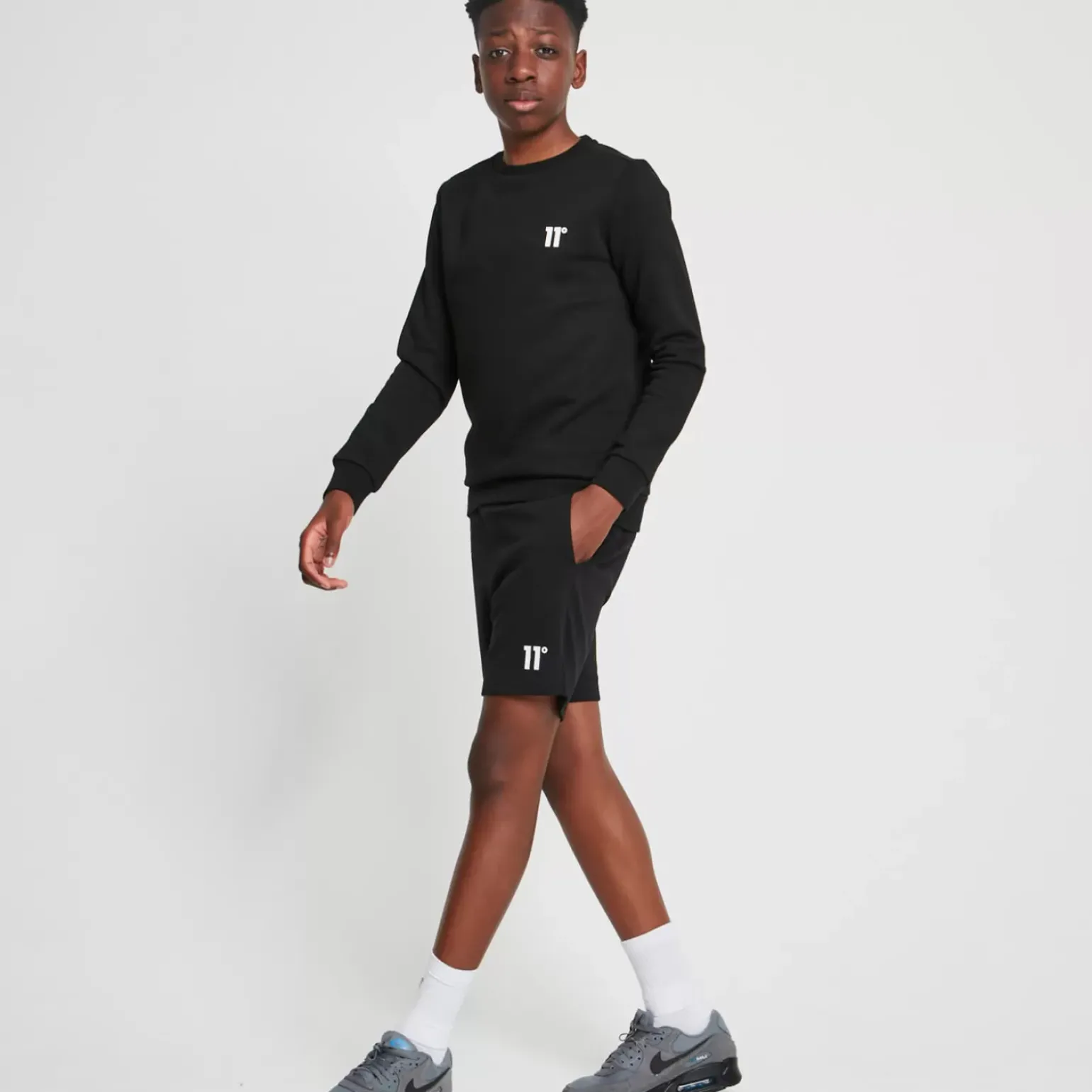 11 Degrees Junior Core Sweatshirt Small Logo – Black