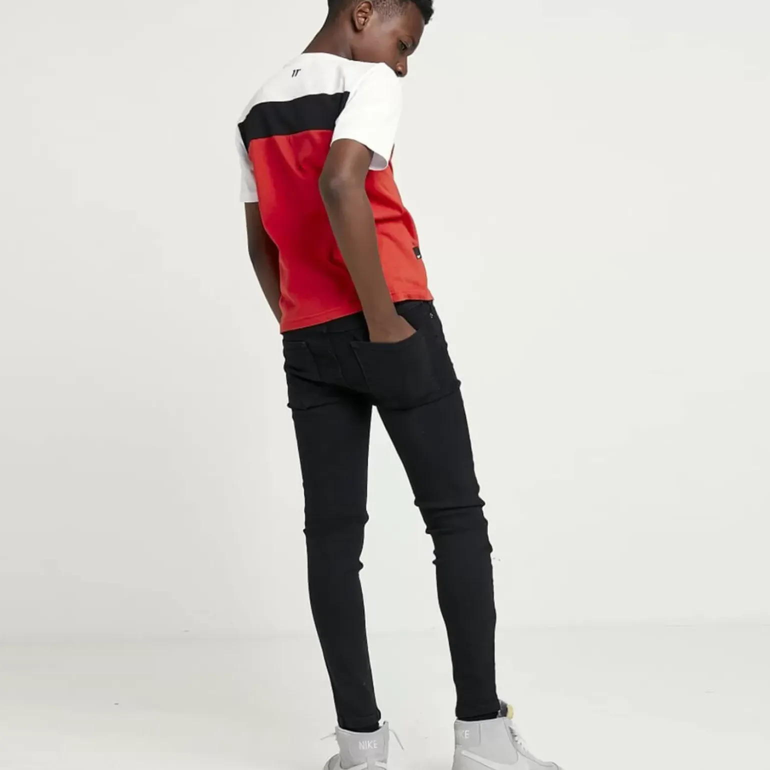 11 Degrees Junior Sustainable Skinny Jeans – Jet Black Wash