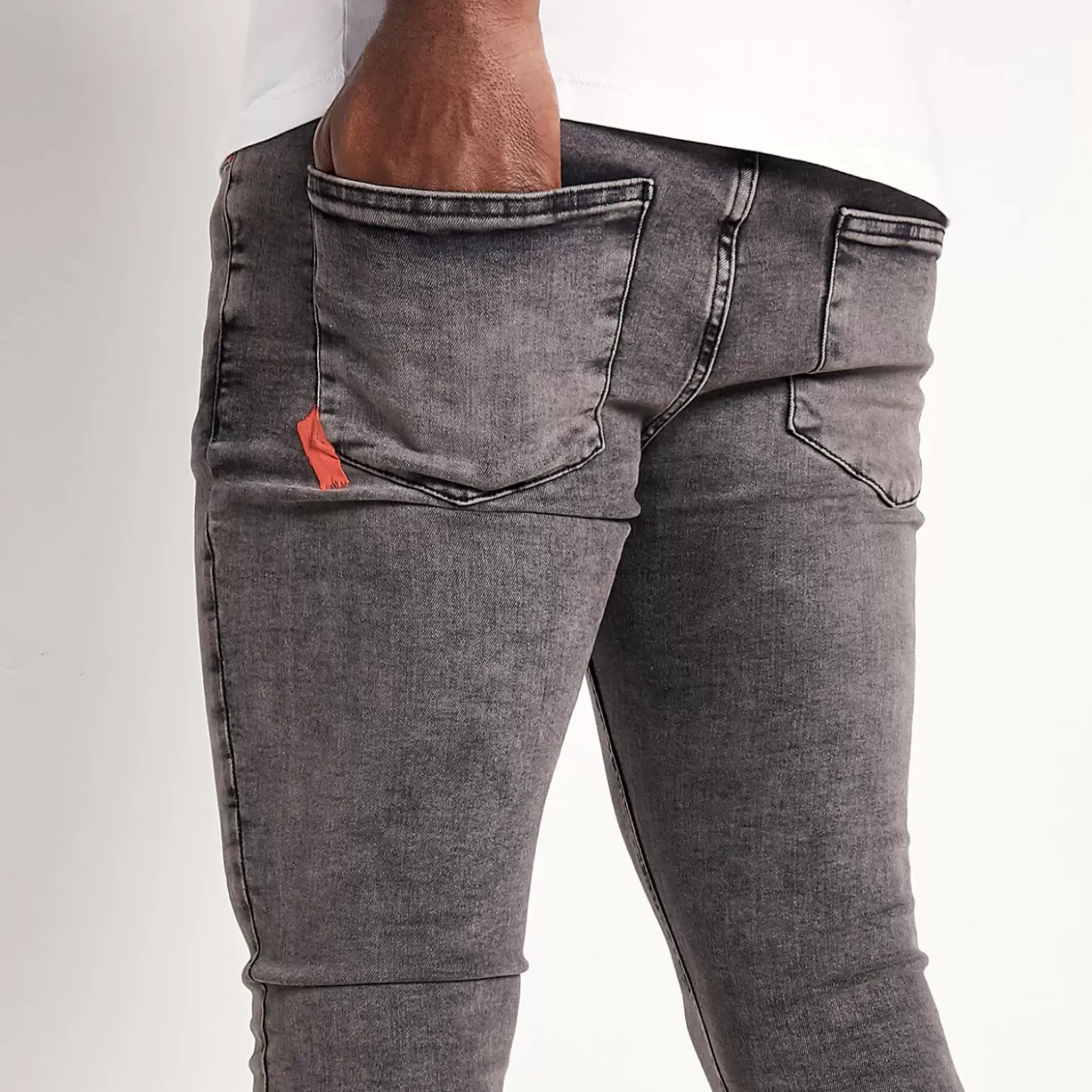 11 Degrees Sustainable Stretch Jeans Skinny Fit – Grey Wash