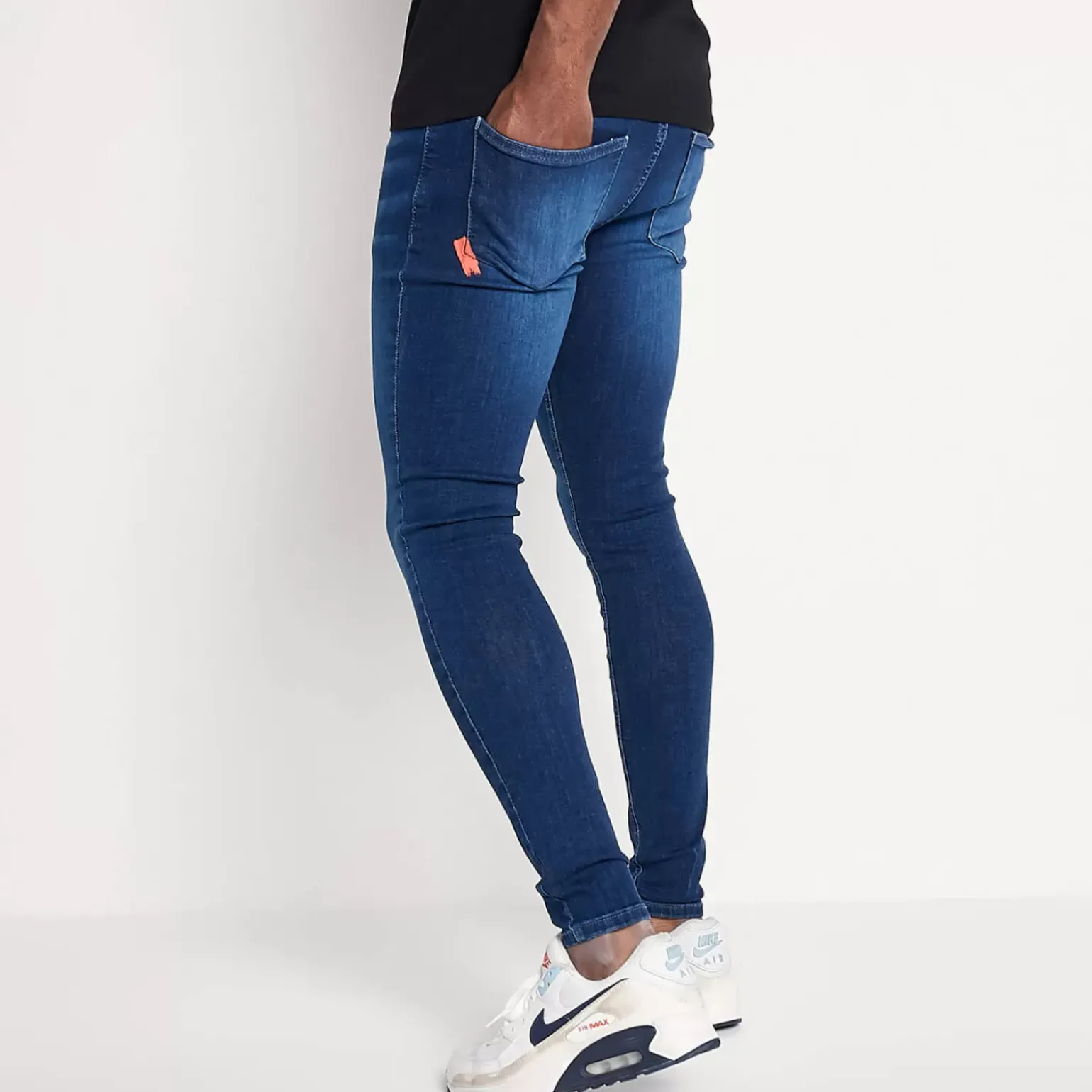 11 Degrees Sustainable Stretch Jeans Skinny Fit – Mid Blue Wash