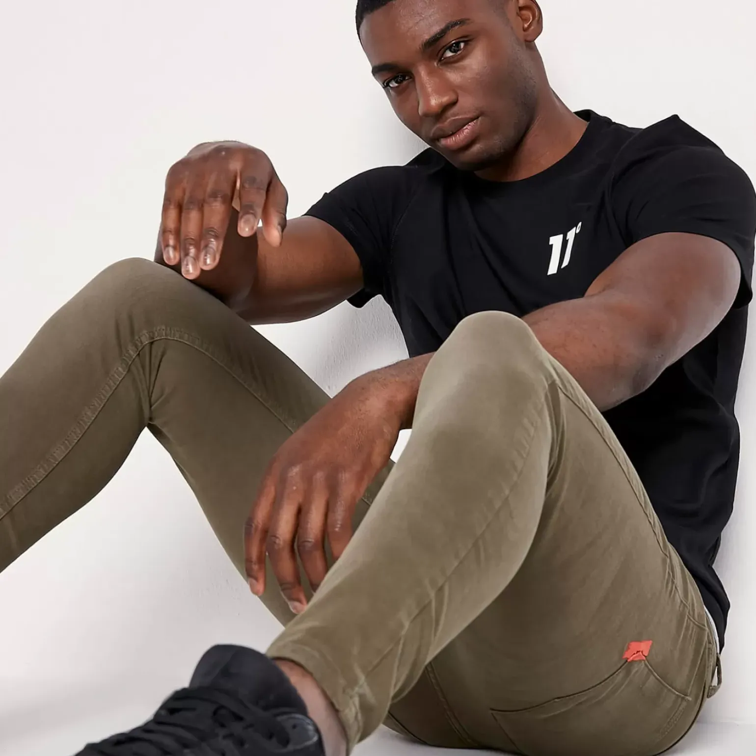 11 Degrees Sustainable Stretch Jeans Skinny Fit – Khaki Wash