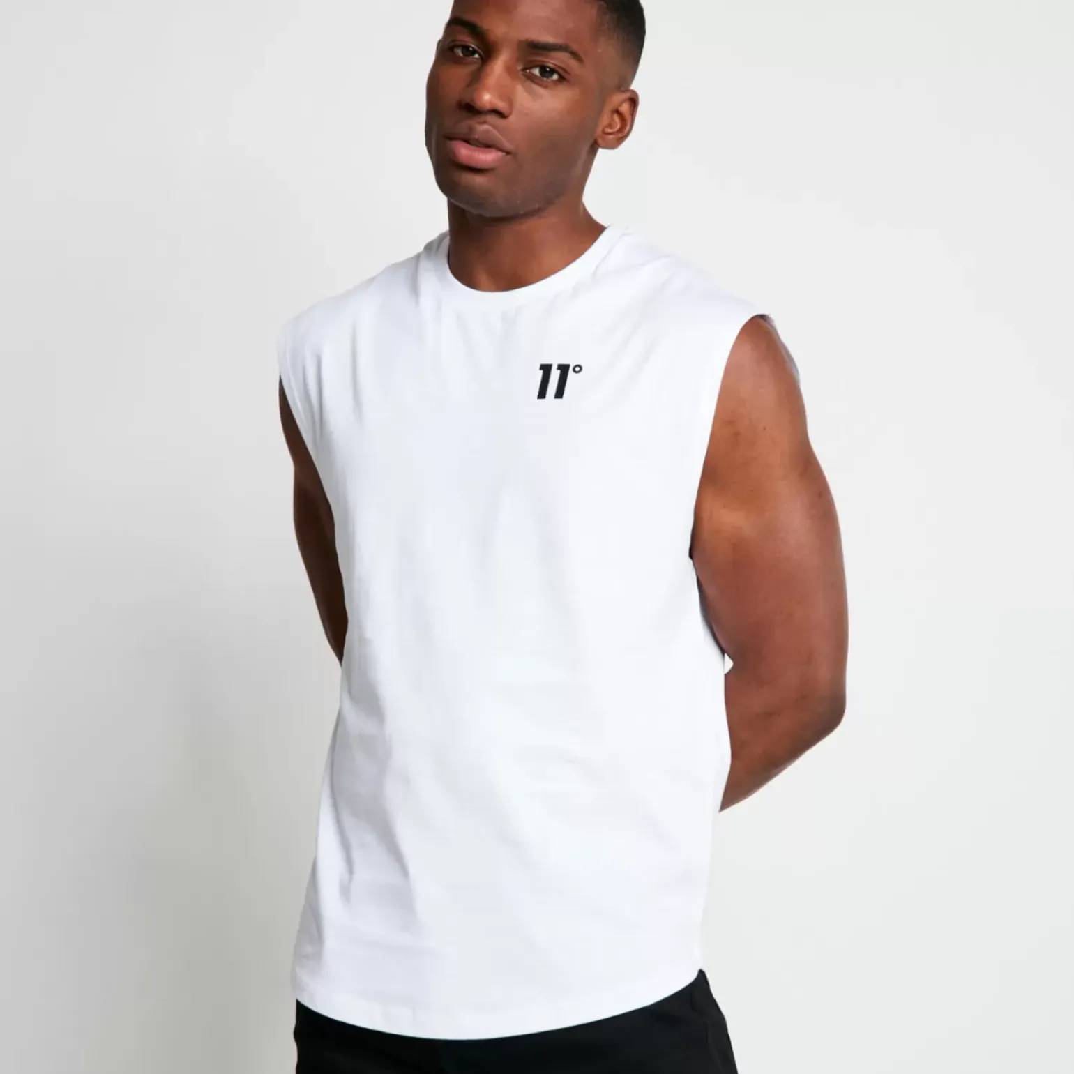 Core Cut-Off T-Shirt – White