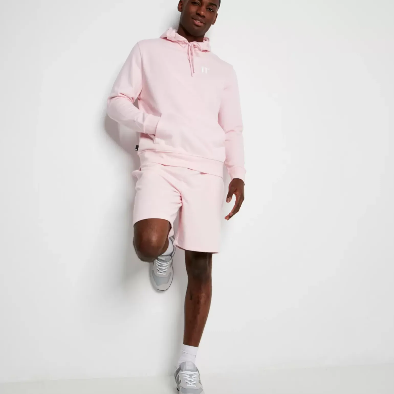 Core Hoodie – Light Pink