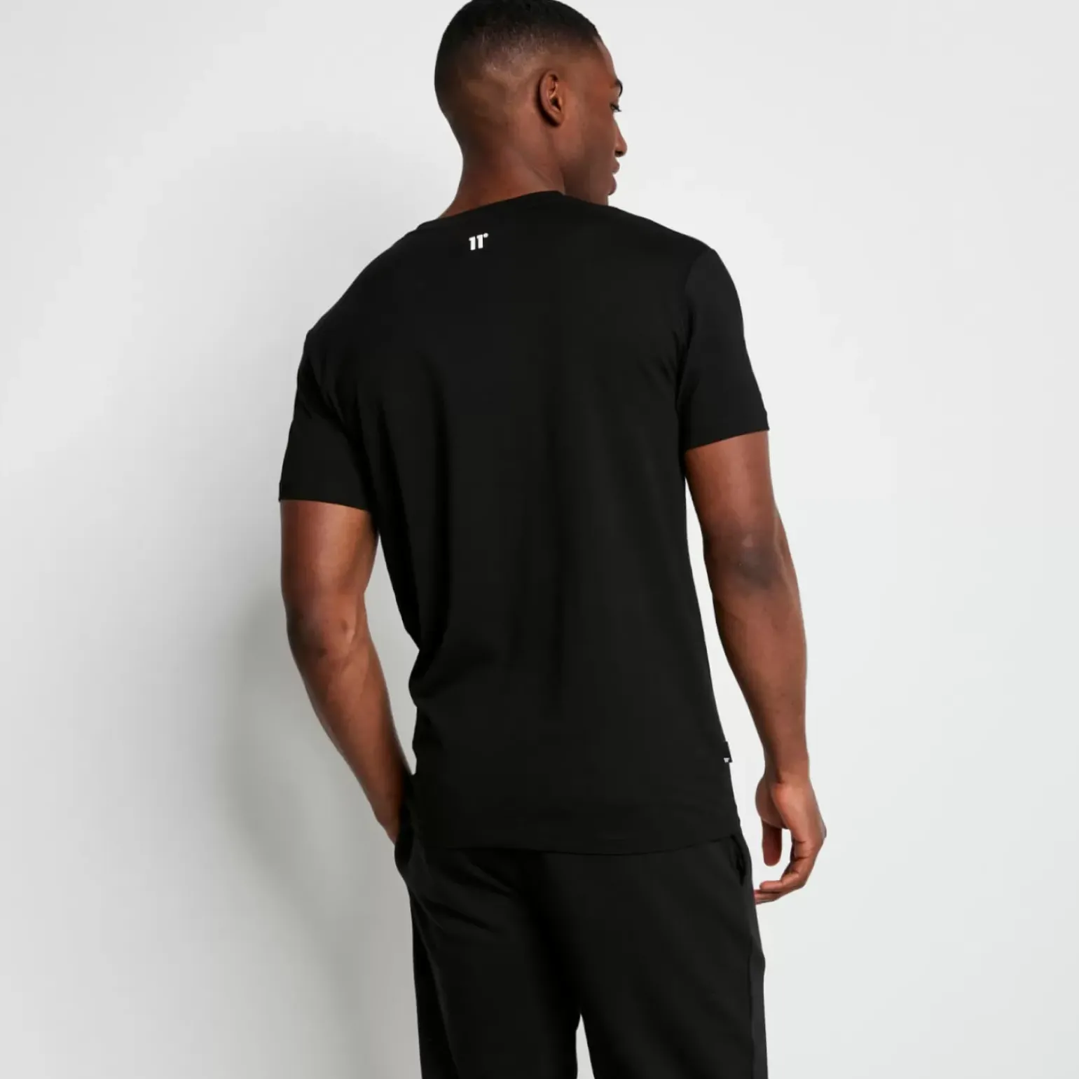 Core Muscle Fit T-Shirt – Black