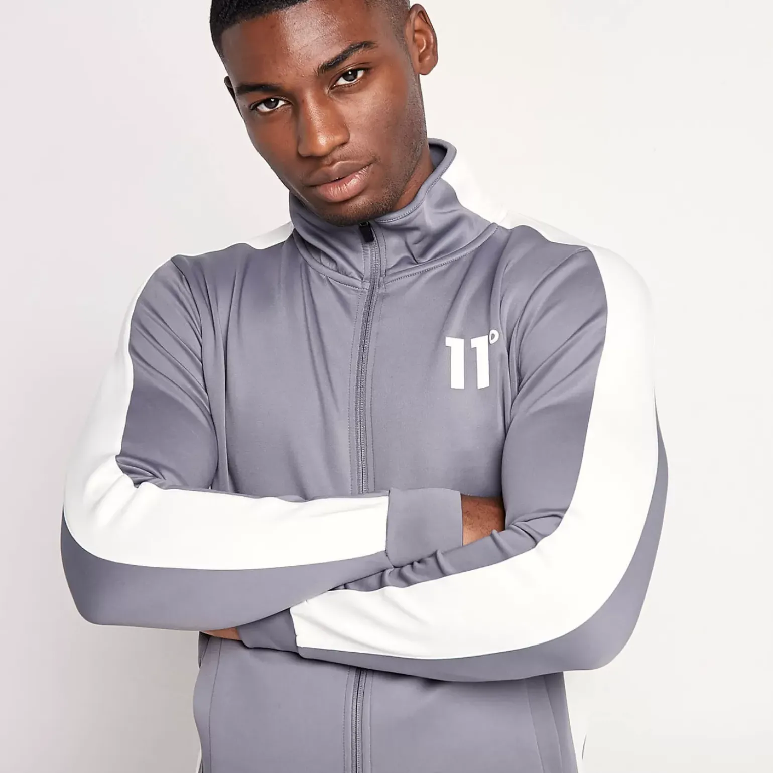 Core Track Top – Steel / White