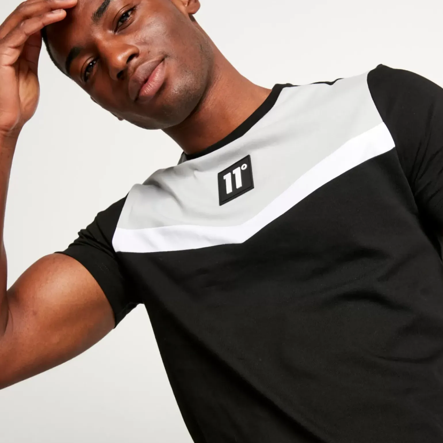 Cut And Sew Short Sleeve T-Shirt – Black/Titanium Grey/White