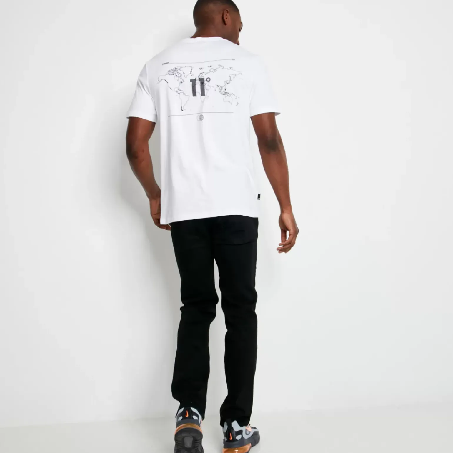 Global T-Shirt – White