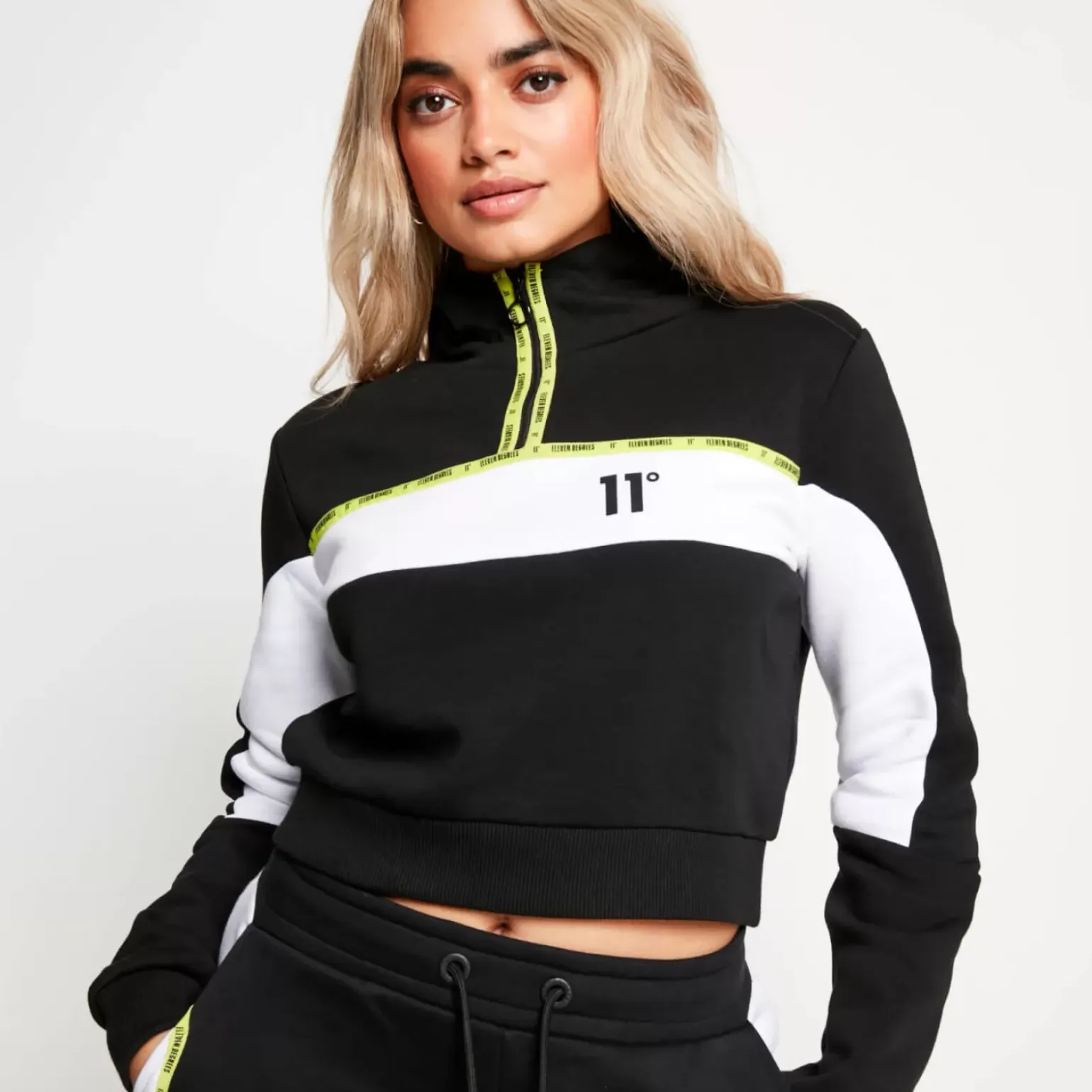 Micro Taped Cut And Sew Cropped Pullover Hoodie – Black/White