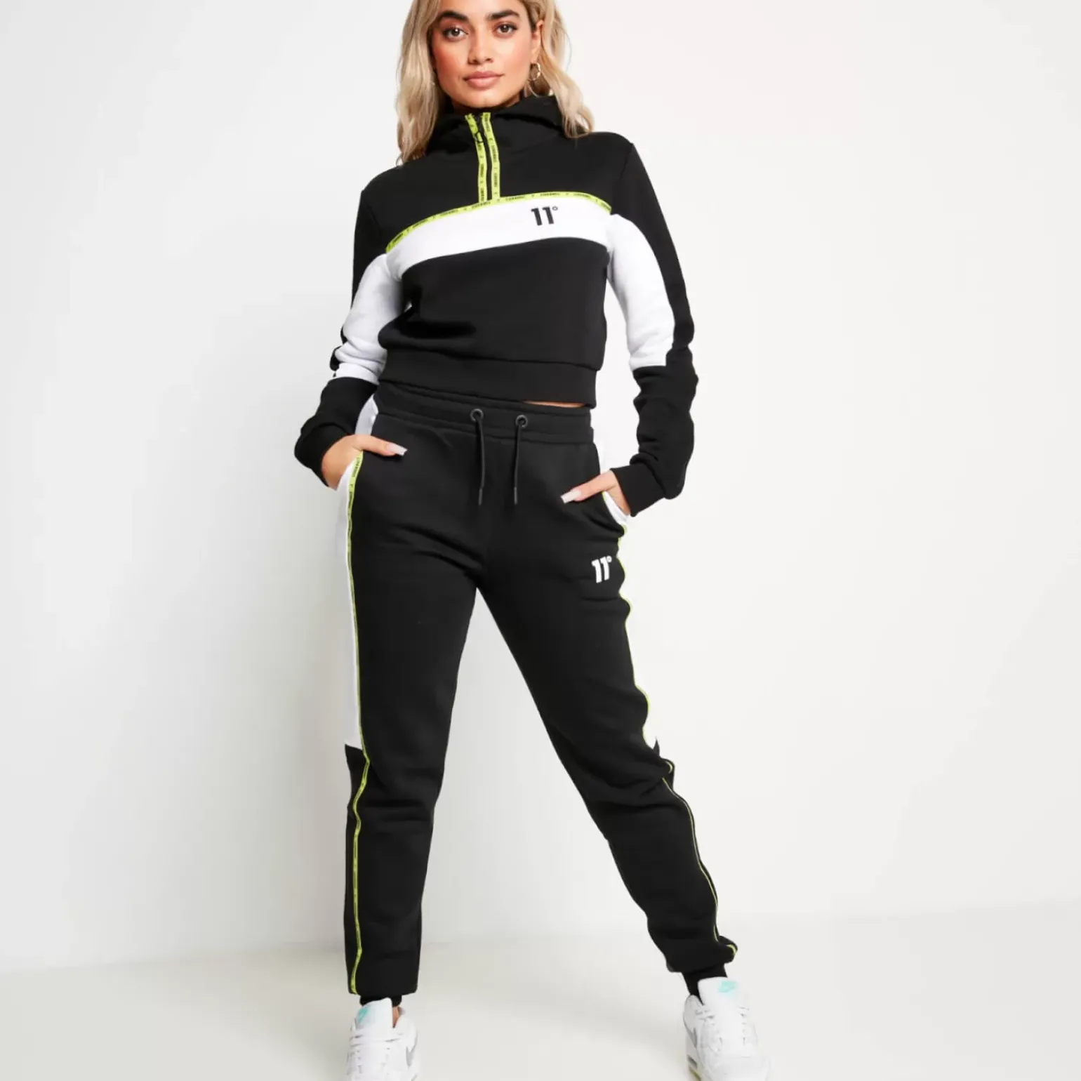 Micro Taped Cut And Sew Cropped Pullover Hoodie – Black/White