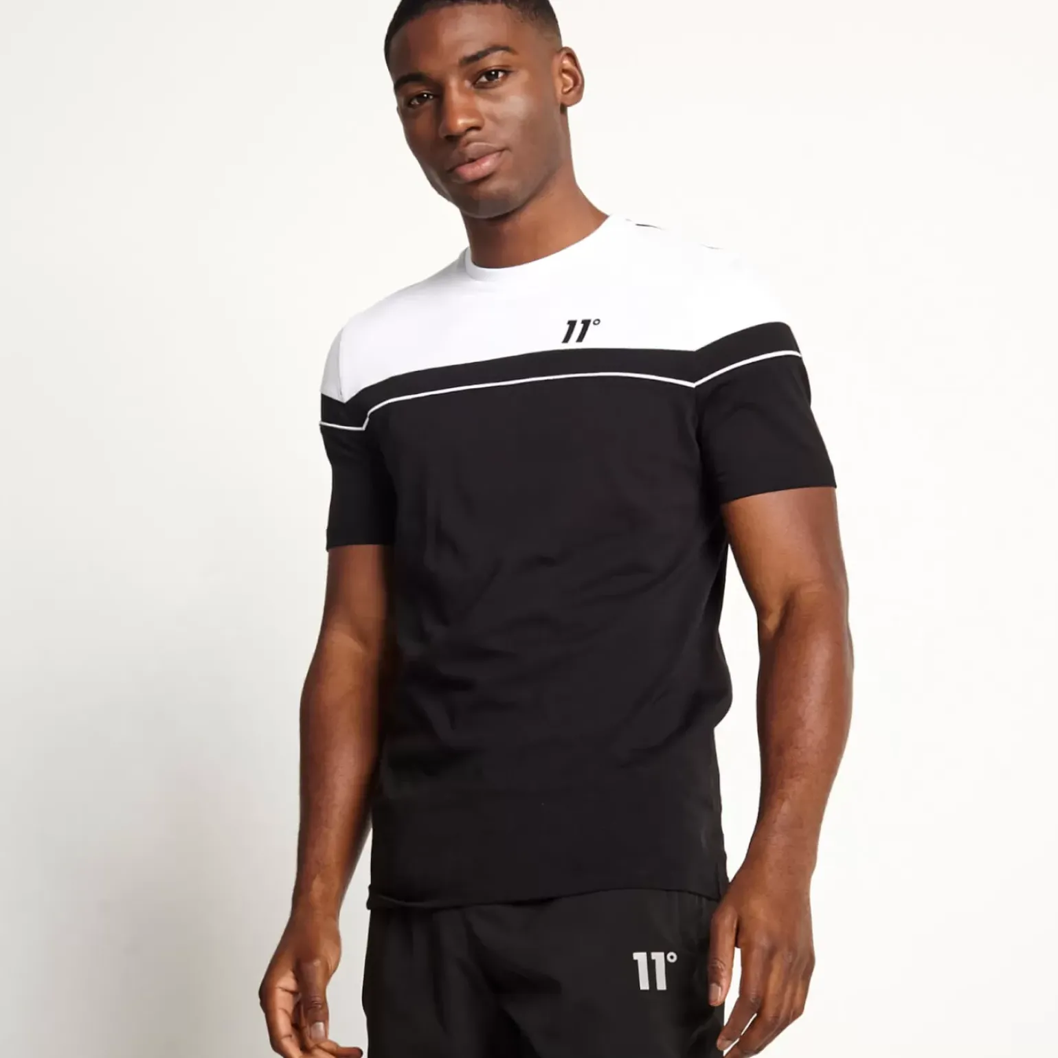 Piped Cut And Sew Short Sleeve T-Shirt – Black/White