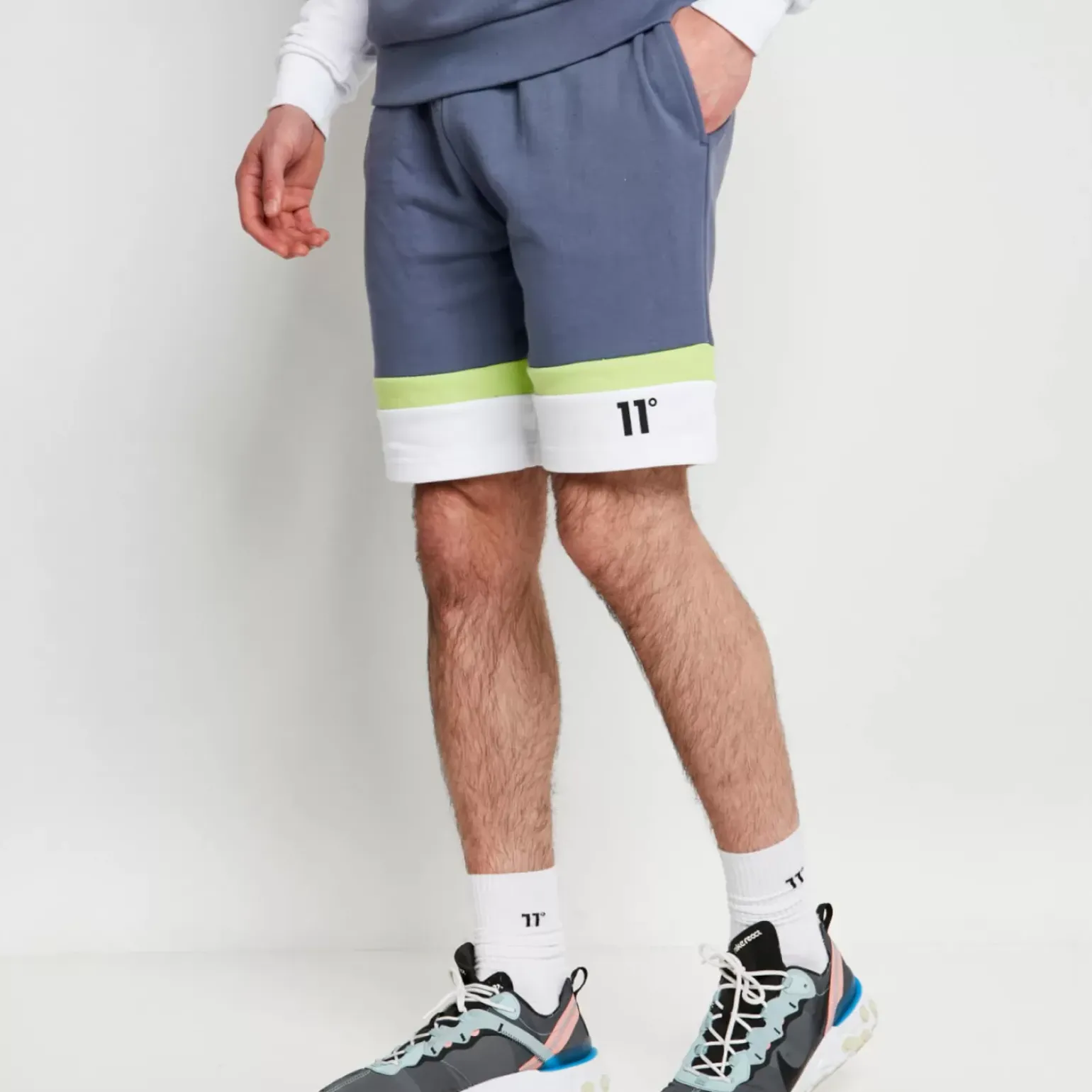 Play Hard Shorts – Twister Grey / White / Sharp Green