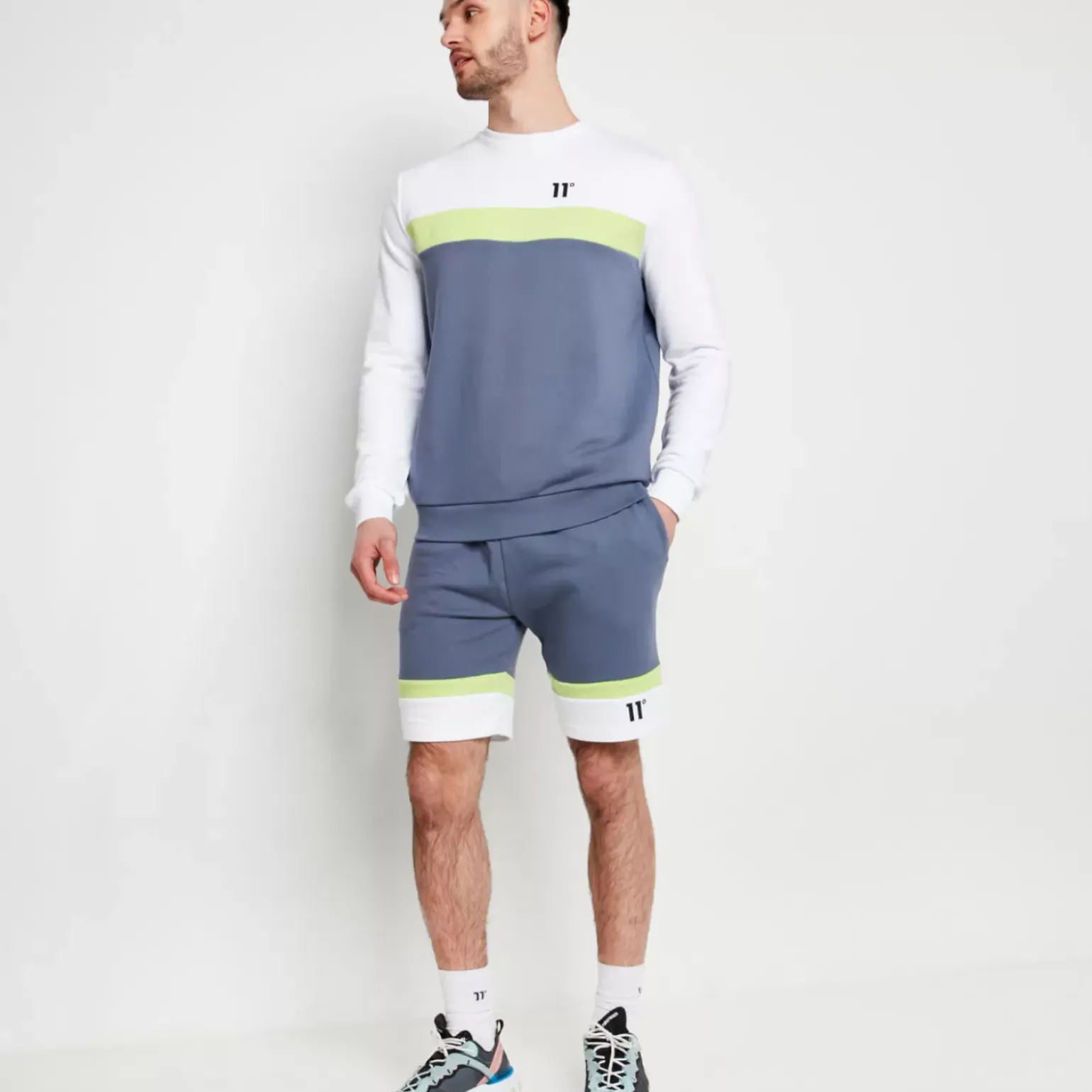 Play Hard Shorts – Twister Grey / White / Sharp Green