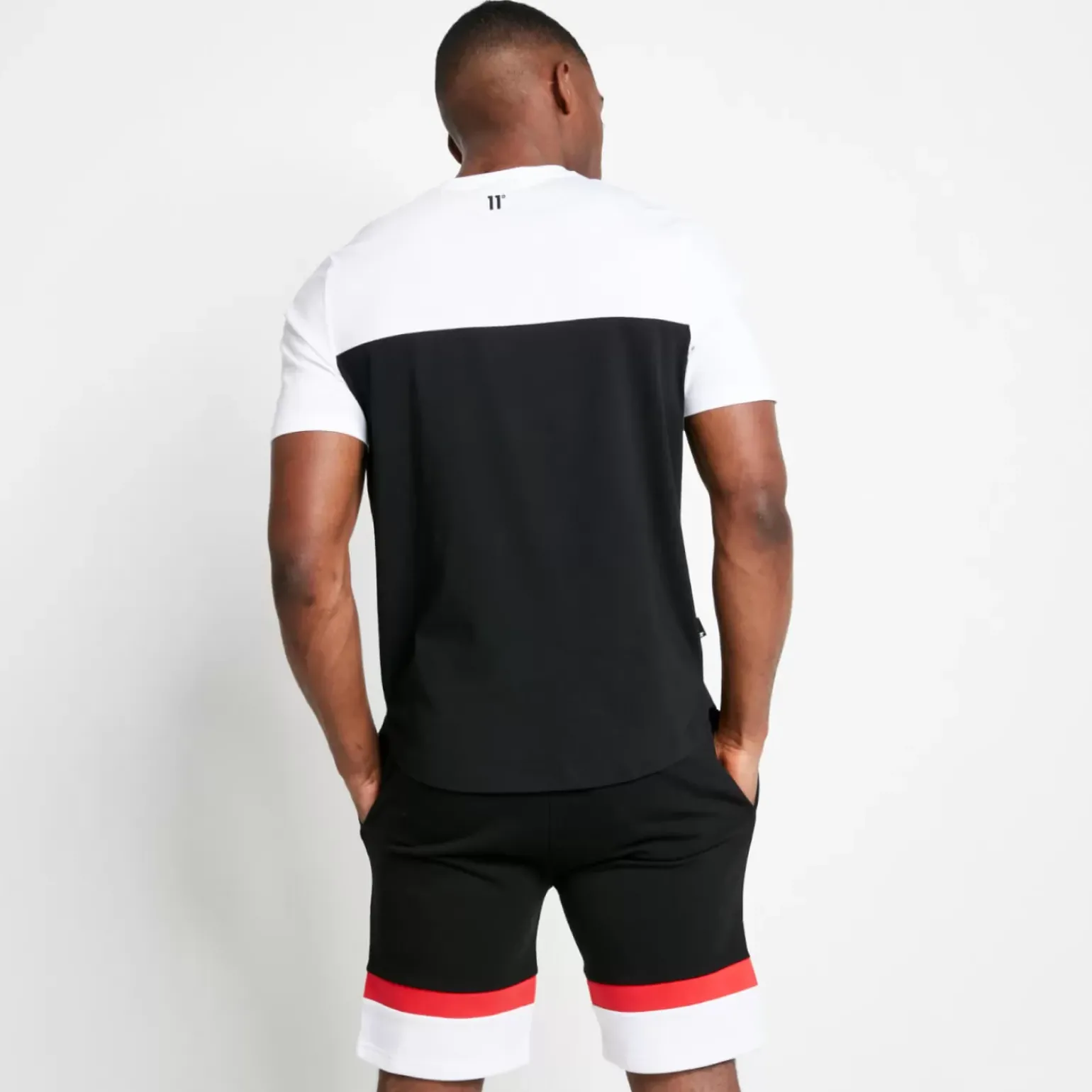 Play Hard T-Shirt – Black / White / Fiery Red