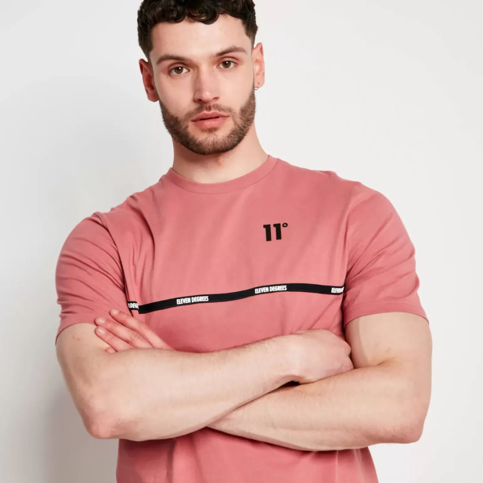 Play Hard T-Shirt – Washed Red