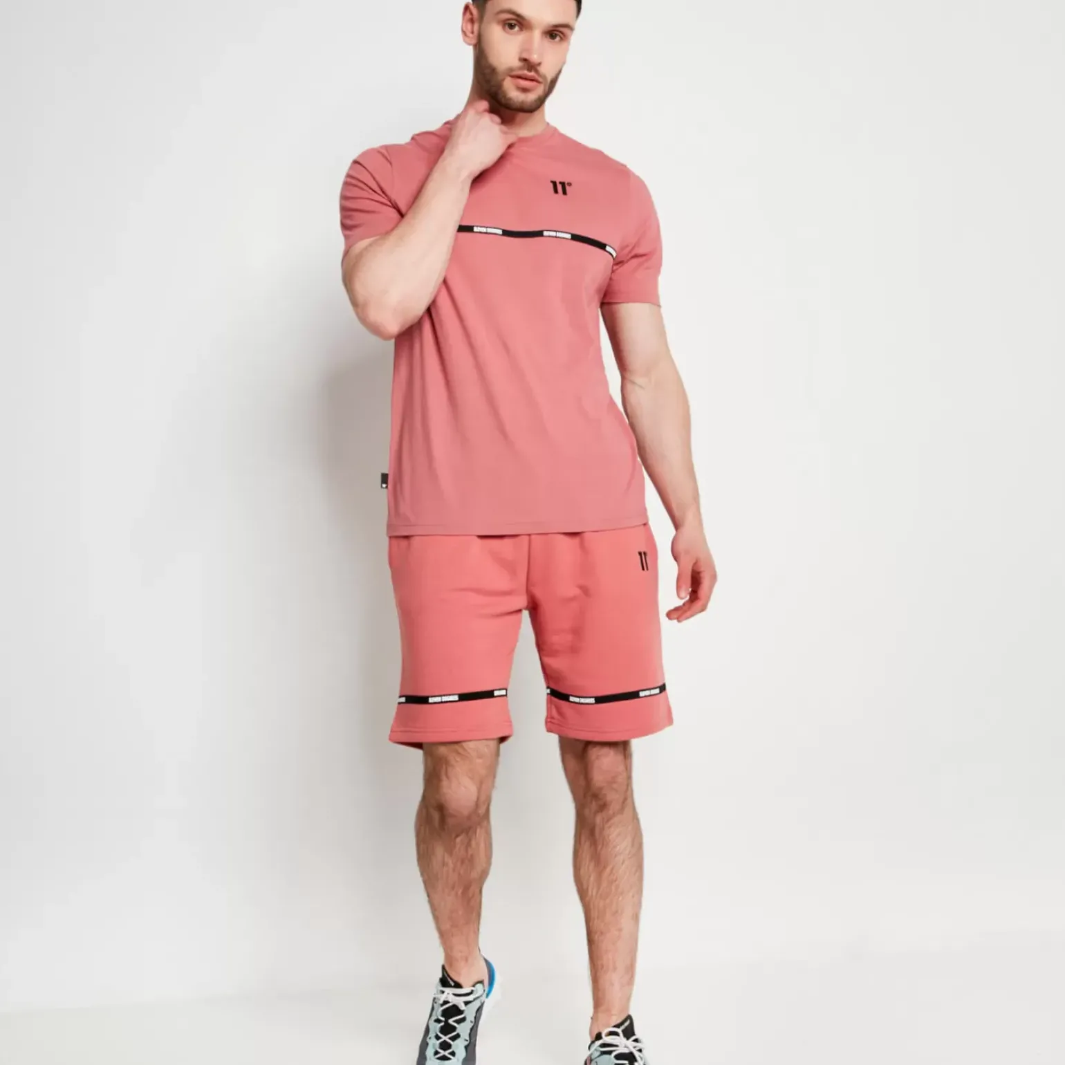 Play Hard T-Shirt – Washed Red