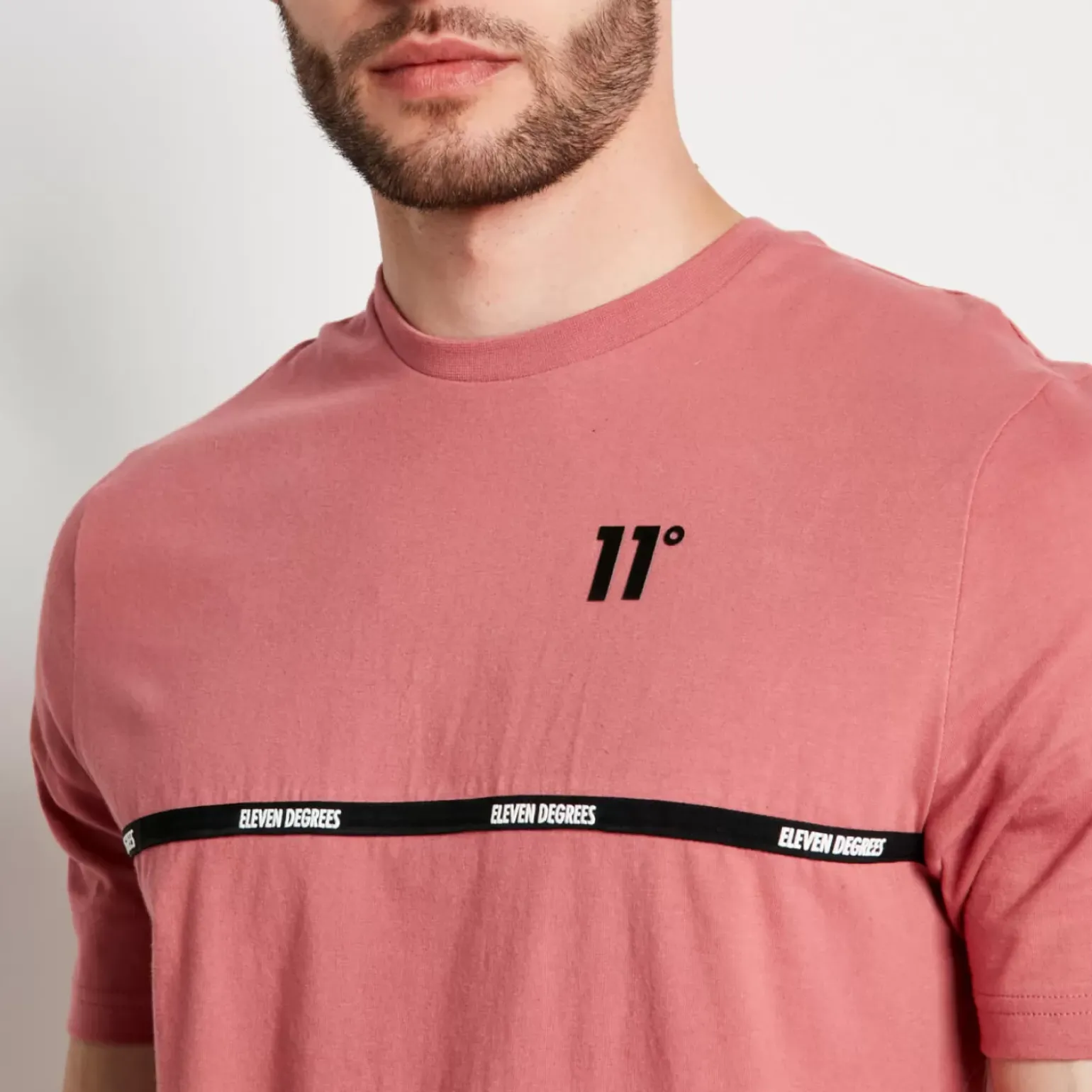 Play Hard T-Shirt – Washed Red