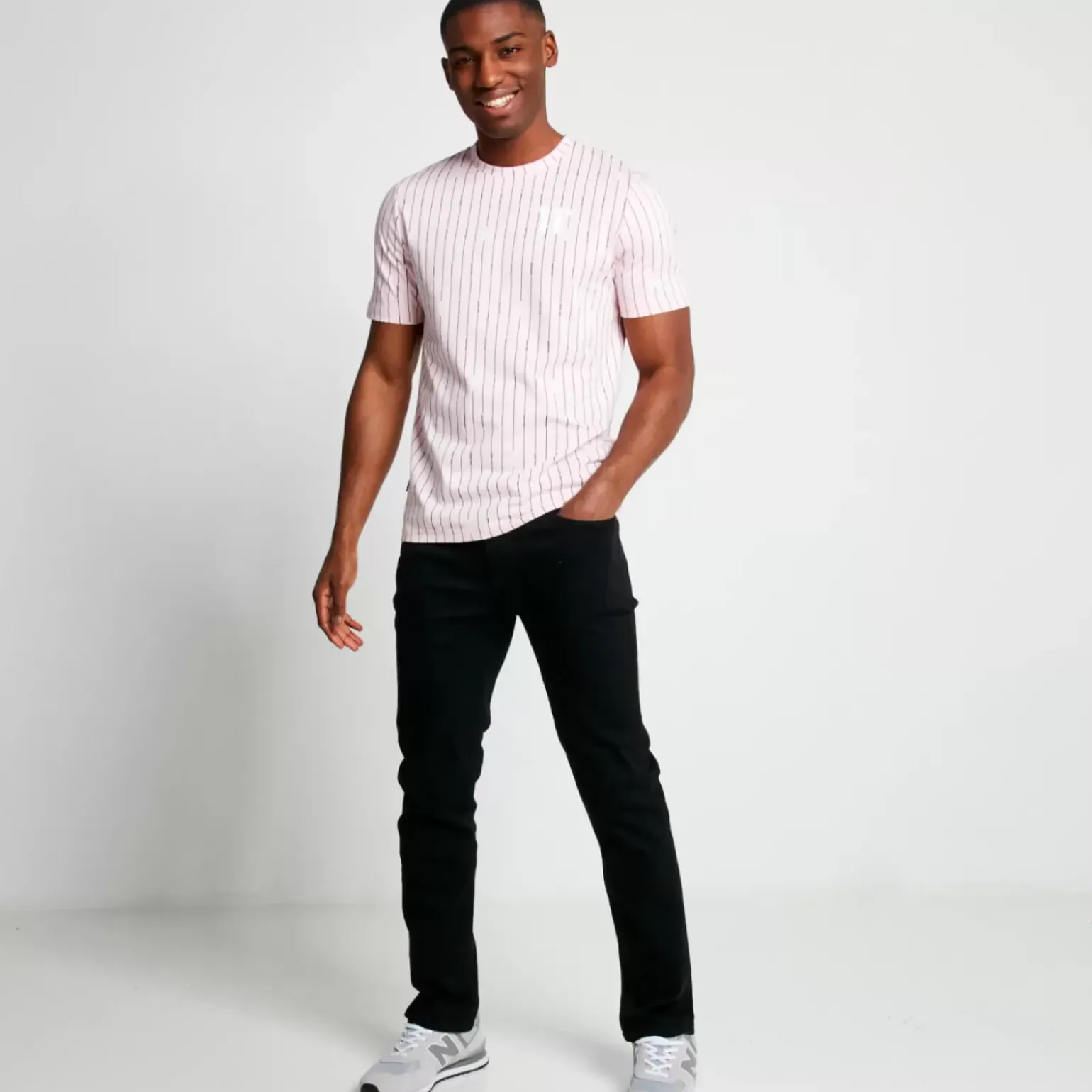 Stripe V T-Shirt – Light Pink